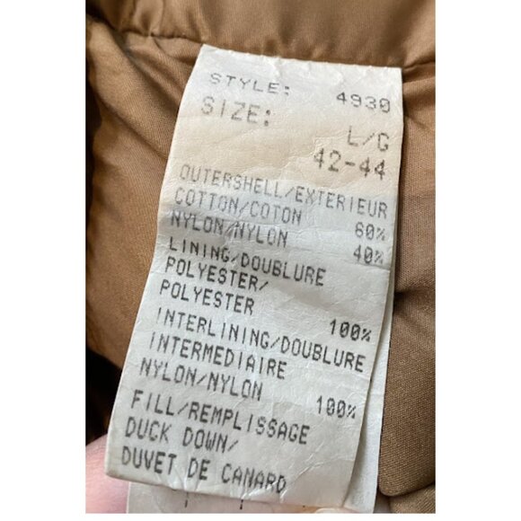 Vintage 90s oversized Snow Goose Canada Goose Down Winter Coat in Burgundy Fur - Picture 14 of 16